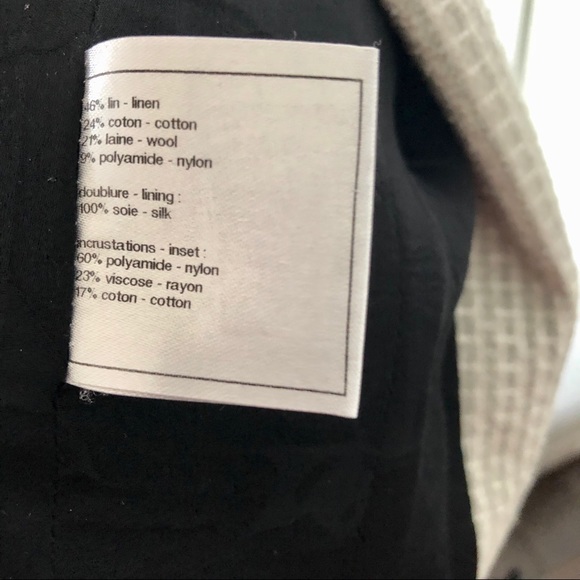 45% OFF🌟CHANEL Black/White Runway Jacket - Picture 10 of 16
